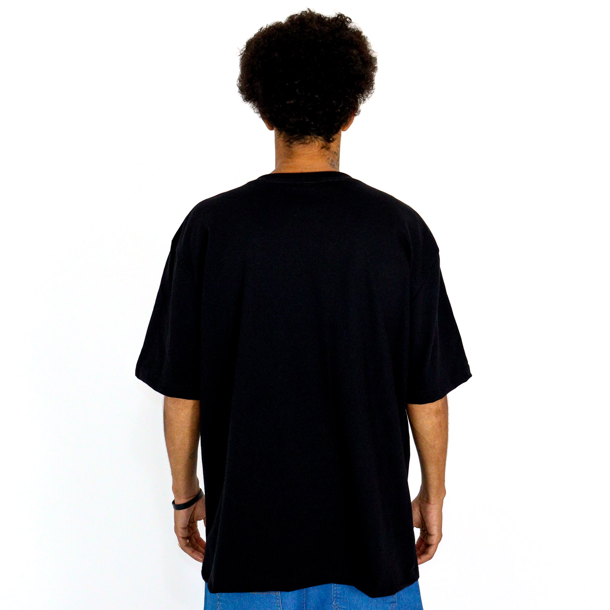 Camiseta Wats Oversized Clean Preta - Wats Company